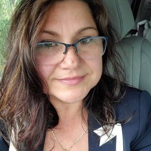 Meet your Posher, Ana